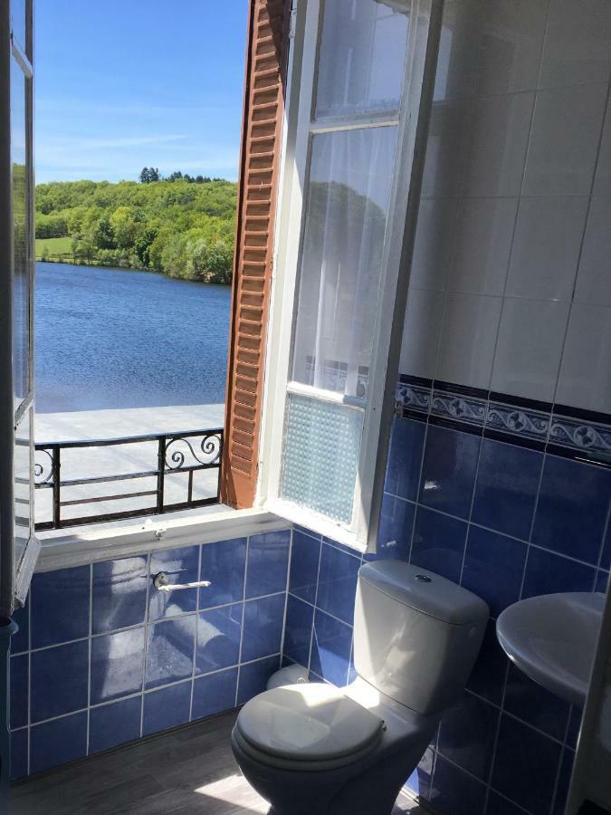 Bar Le Lac Bessines-sur-Gartempe Exteriör bild